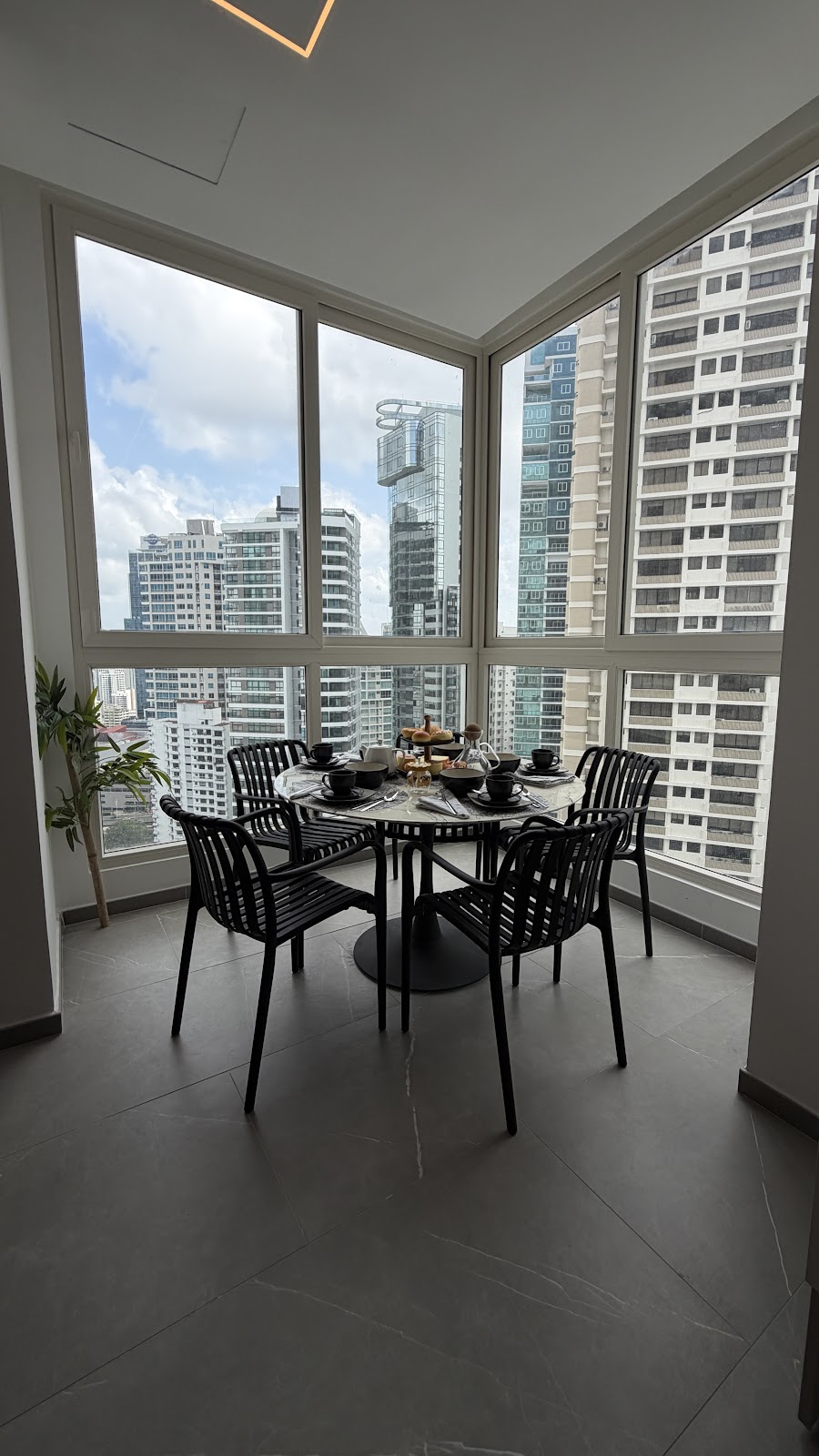 27A T200 — The Towers — foto 43 de 45