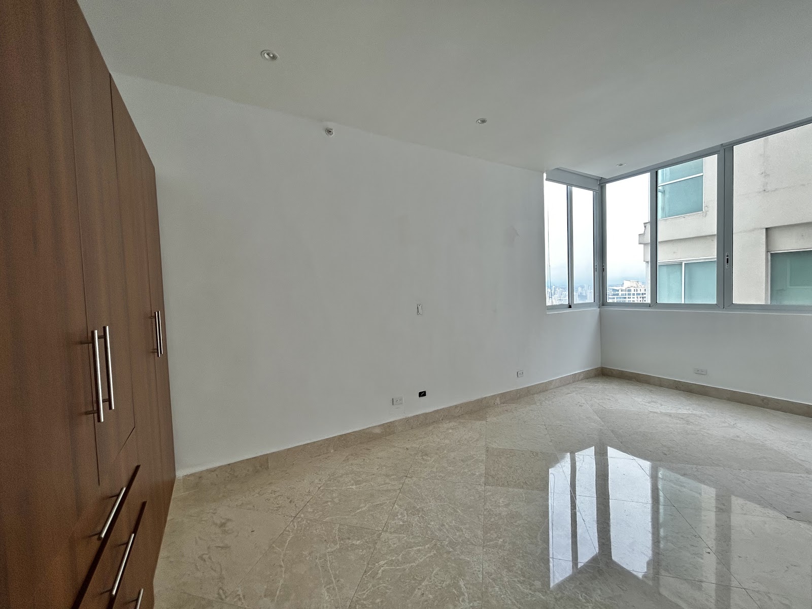 44B — The Point — foto 12 de 20